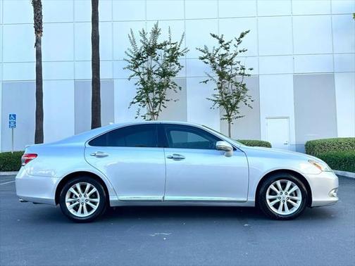 2011 Lexus ES 350 Base