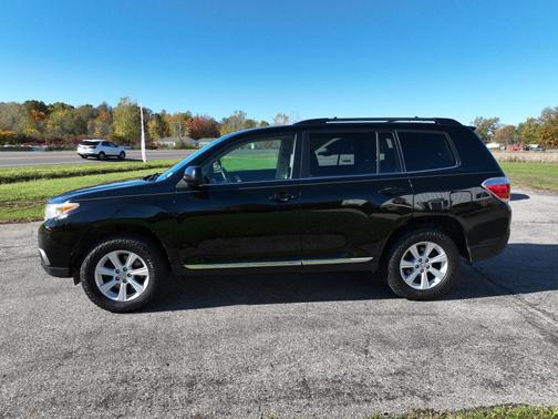 2012 Toyota Highlander SE