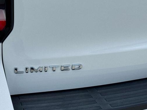 White Metallic 2024 Ford Expedition Max Limited
