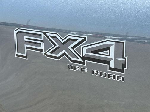 Gray Metallic 2023 Ford F-250 XLT