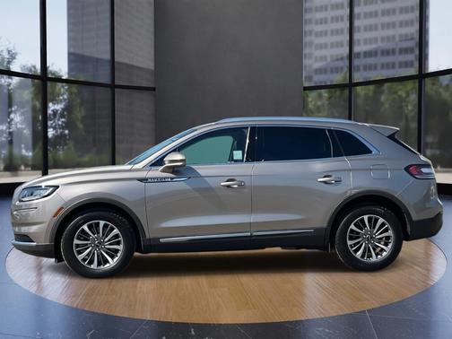 2021 Lincoln Nautilus Standard