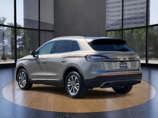 2021 Lincoln Nautilus Standard