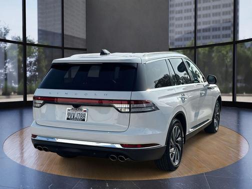 2025 Lincoln Aviator Premiere