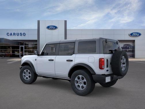 Oxford White 2026 Ford Bronco Big Bend