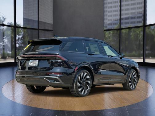 2024 Lincoln Nautilus Reserve