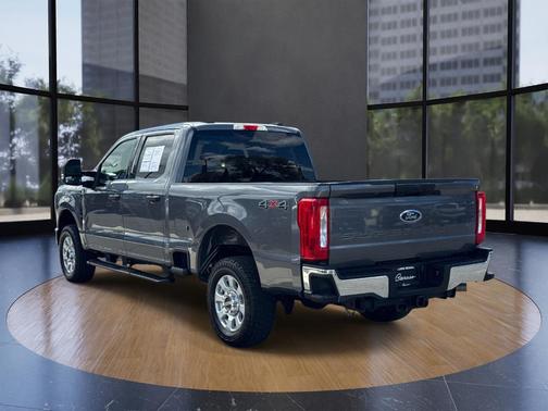 Gray Metallic 2024 Ford F-250 XLT