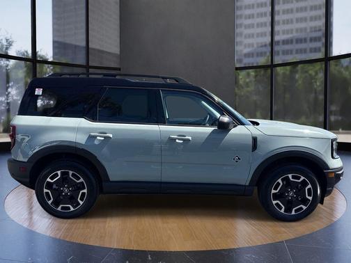 Cactus 2024 Ford Bronco Sport Outer Banks