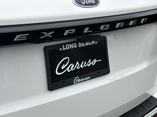 White Metallic 2025 Ford Explorer Active