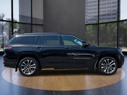 2022 Jeep Grand Cherokee L Overland