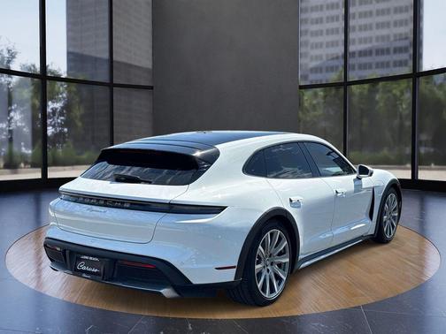 2022 Porsche Taycan 4