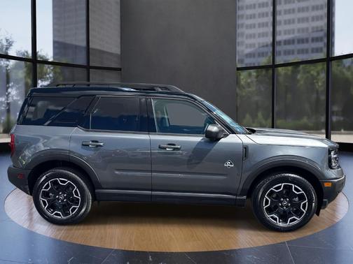 Gray Metallic 2025 Ford Bronco Sport Outer Banks
