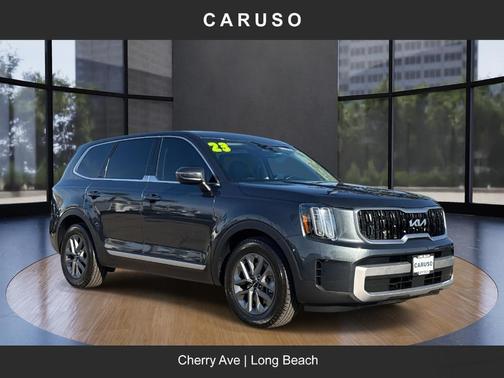 2023 Kia Telluride LX