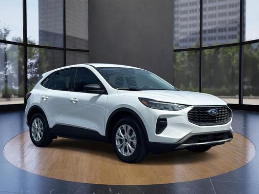 Oxford White 2025 Ford Escape Active