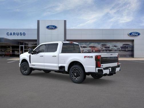White Metallic 2025 Ford F-250 Platinum
