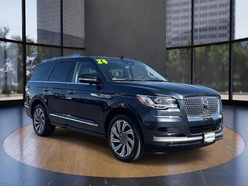 2024 Lincoln Navigator Reserve