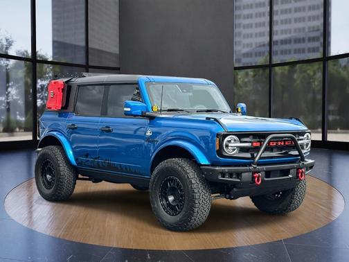2023 Ford Bronco Outer Banks