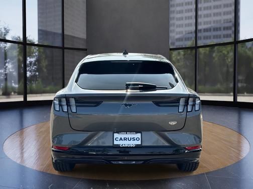 2021 Ford Mustang Mach-E California Route 1