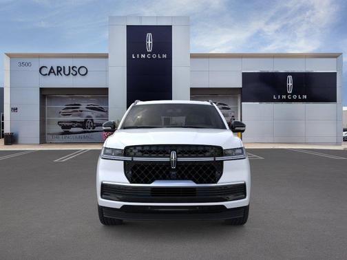White Metallic 2026 Lincoln Navigator Reserve