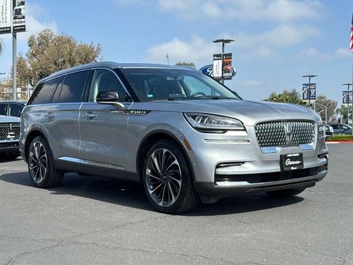 Silver Radiance Metallic 2023 Lincoln Aviator Reserve AWD