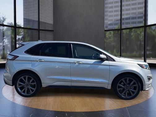 2018 Ford Edge Sport