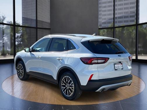 2025 Ford Escape PHEV