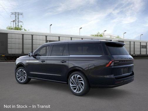 Black Metallic 2026 Lincoln Navigator L Reserve