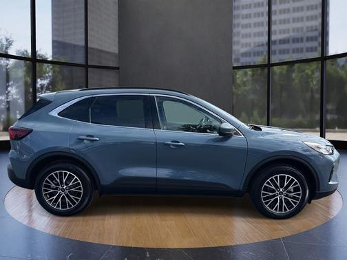 2025 Ford Escape PHEV