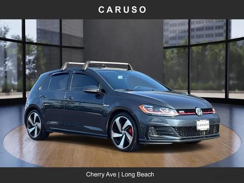 2018 Volkswagen Golf GTI 2.0T SE 4-Door