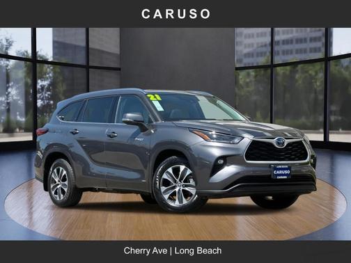 2021 Toyota Highlander Hybrid XLE
