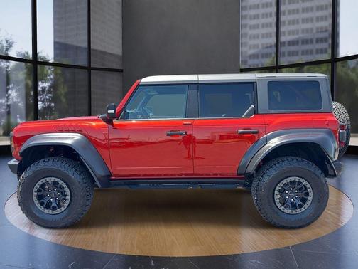 Chili Pepper Red 2022 Ford Bronco Raptor