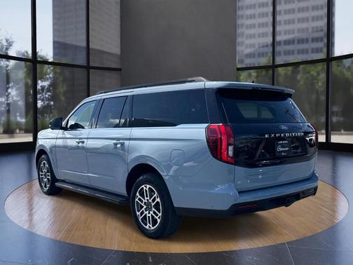 Gray Metallic 2025 Ford Expedition Max Active