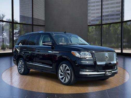Black Metallic 2023 Lincoln Navigator Reserve