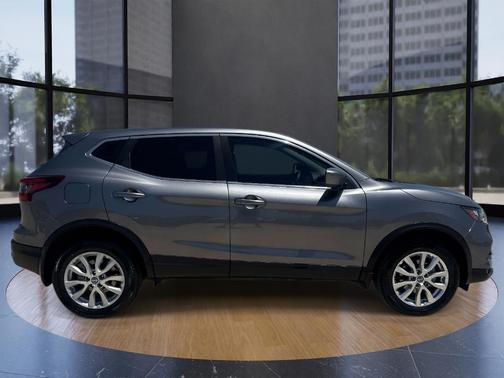 Gun Metallic 2021 Nissan Rogue Sport S