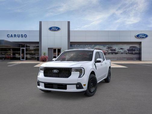 2025 Ford Maverick Lobo Standard