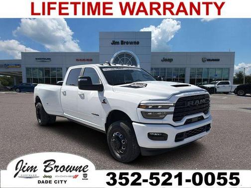 Bright White Clearcoat 2026 RAM 3500 Laramie