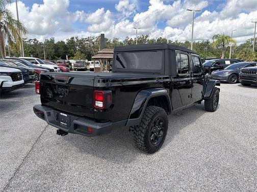2023 Jeep Gladiator Sport