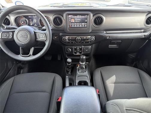 2023 Jeep Gladiator Sport