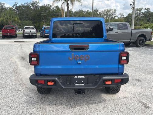 Hydro Blue Pearlcoat 2026 Jeep Gladiator Mojave