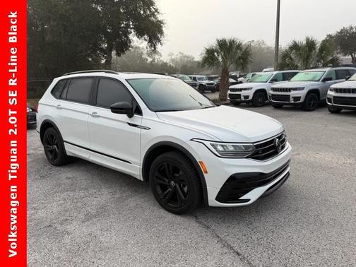 2023 Volkswagen Tiguan 2.0T SE R-Line Black