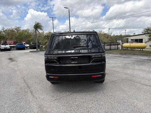 Gloss Black 2026 Jeep Grand Wagoneer Limited