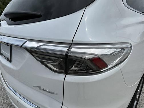 2022 Buick Enclave Avenir