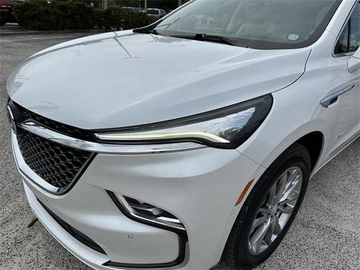 2022 Buick Enclave Avenir
