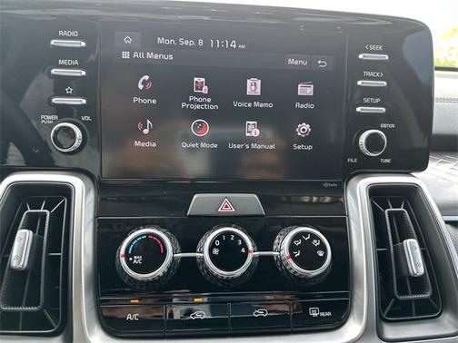 2022 Kia Sorento LX