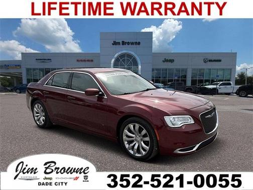 2018 Chrysler 300 Touring
