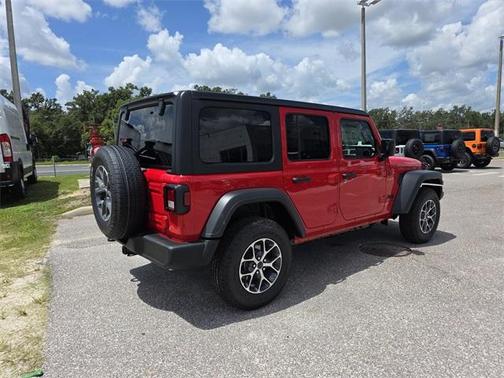2025 Jeep Wrangler Sport