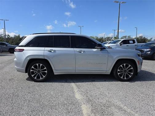 2024 Jeep Grand Cherokee Overland