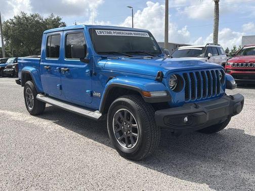 Hydro Blue Pearlcoat 2021 Jeep Gladiator Overland
