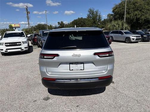2025 Jeep Grand Cherokee L Laredo