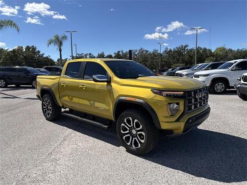 2024 GMC Canyon AT4