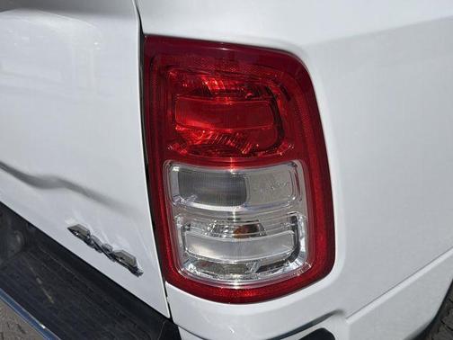 Bright White Clearcoat 2022 RAM 2500 Big Horn